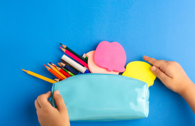 Cara Membuat Tempat Pensil dari Botol Bekas, Kreativitas Yang Ramah Lingkungan!