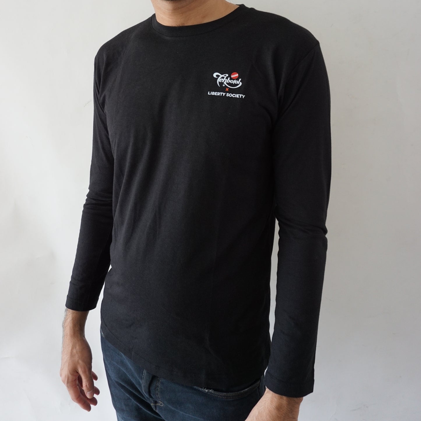 Baju lengan panjang