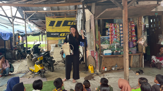 Kunjungan Edukasi Waste Bank untuk Tim Perusahaan: Cara Nyata Wujudkan CSR yang BermaknaKunjungan Edukasi Waste Bank untuk Tim Perusahaan: Cara Nyata Wujudkan CSR yang Bermakna