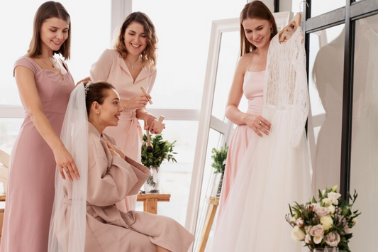 Jenis Kain Untuk Bridesmaid, Yuk Cari Tahu!