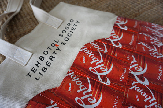 Liberty Society and Tehbotol Sosro Creates Tote Bags and T-shirts from Recycled Packaging