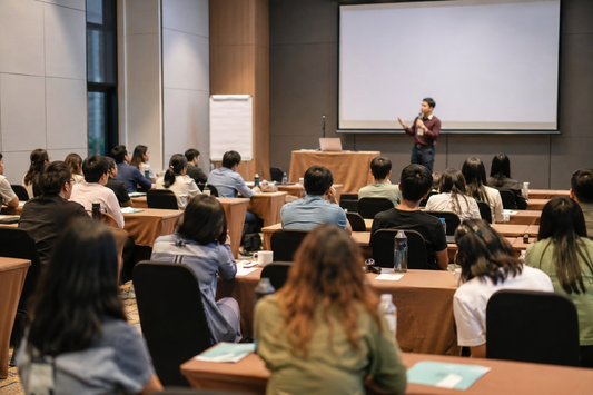 5 Rekomendasi Tema Seminar Yang Cocok Untuk Generasi Muda